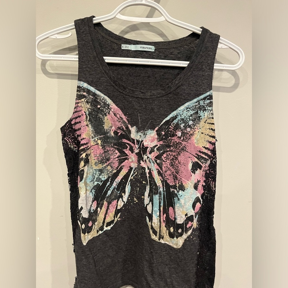 - 6/$20 Maurice’s size small tank